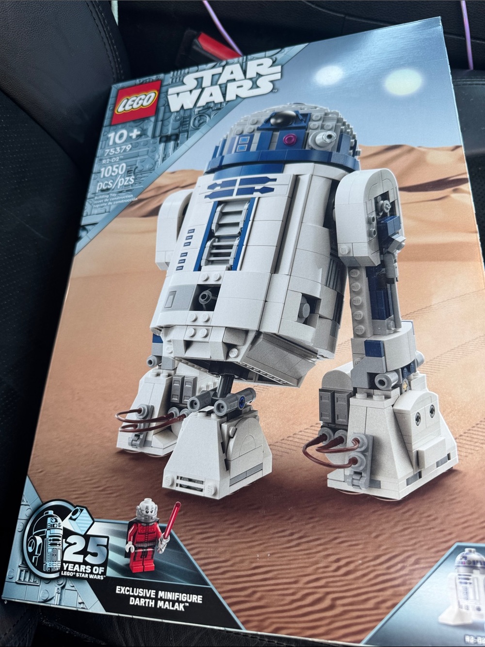 LEGO Star Wars R2-D2 Model in White and Blue